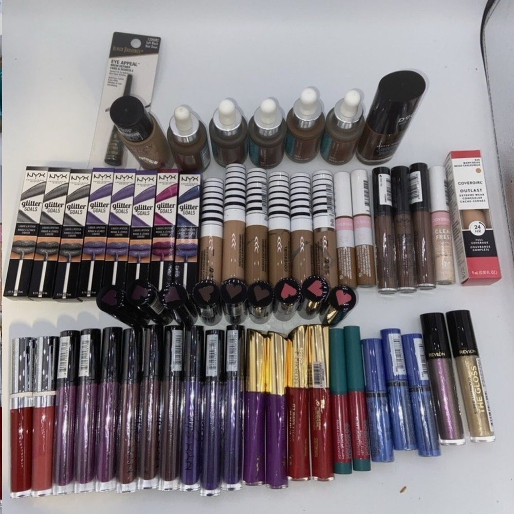 Makeup Collection Bundle 15 - Picture 3 of 5